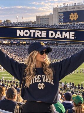 Vintage Notre Dame Fighting Irish Sports Scarf Reversible COLLEGIATE GAME DAY